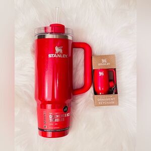 E.L.F Stanley 30oz Tumbler with Keychain- Red Delicious